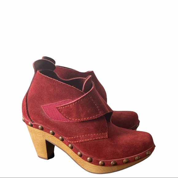 Pedro Garcia Shoes - Pedro Garcia Red Suede Wooden Clog Ankle Booties Size 37
